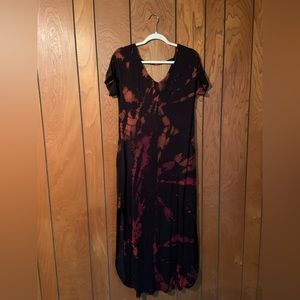 Black and bleach tye dye dress with pockets